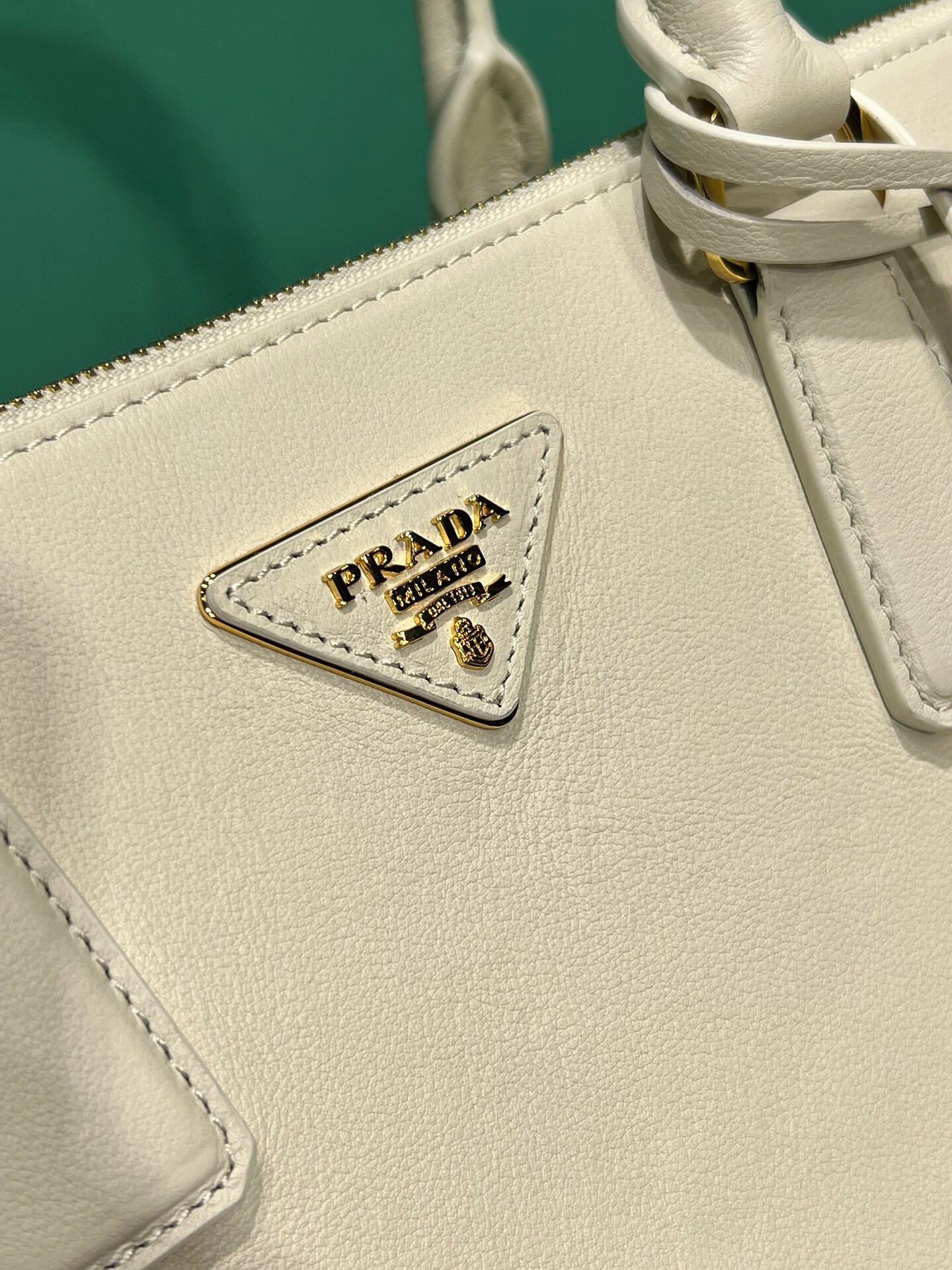 Prada Large Galleria Leather Bag Tote Shoulder Bag White 1BA274